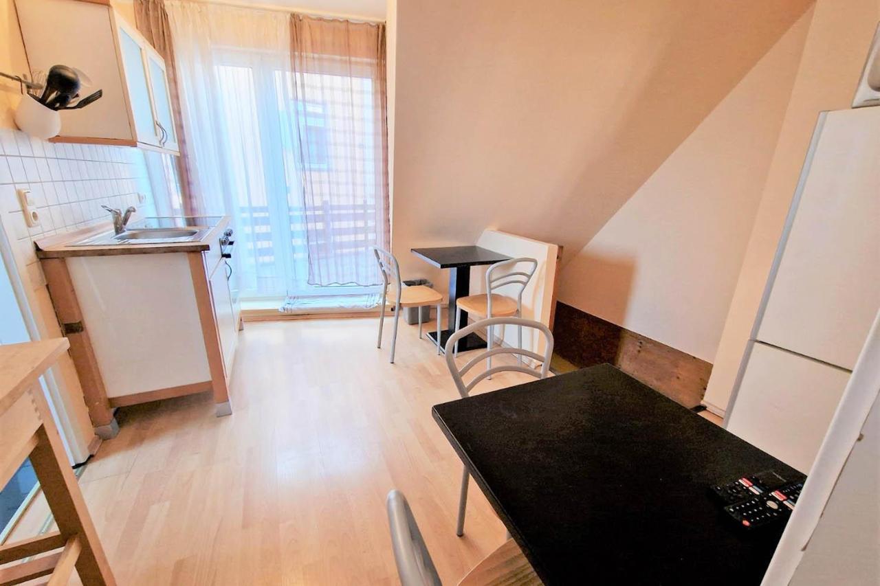 Cozy Apartments In Muelheim Кёльн Экстерьер фото